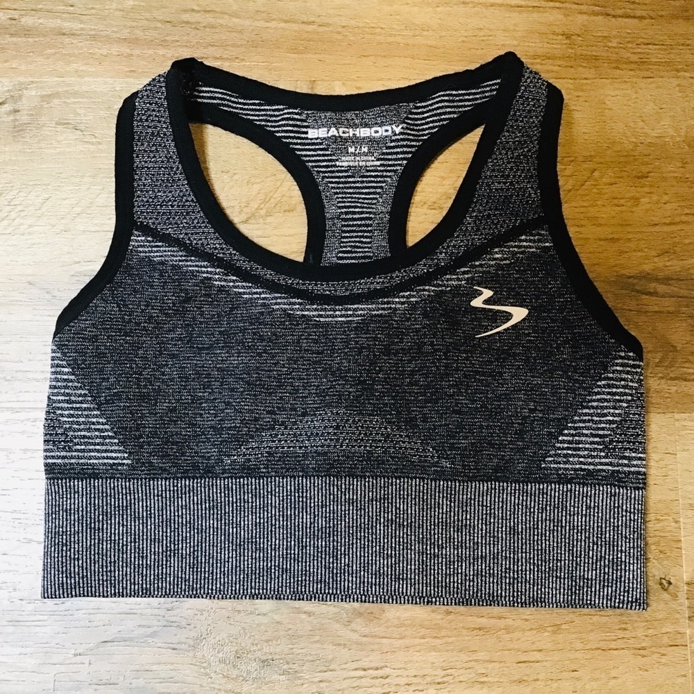Beach Body Sports Bra Size Medium Racerback Running Athletic Compress Black Gray